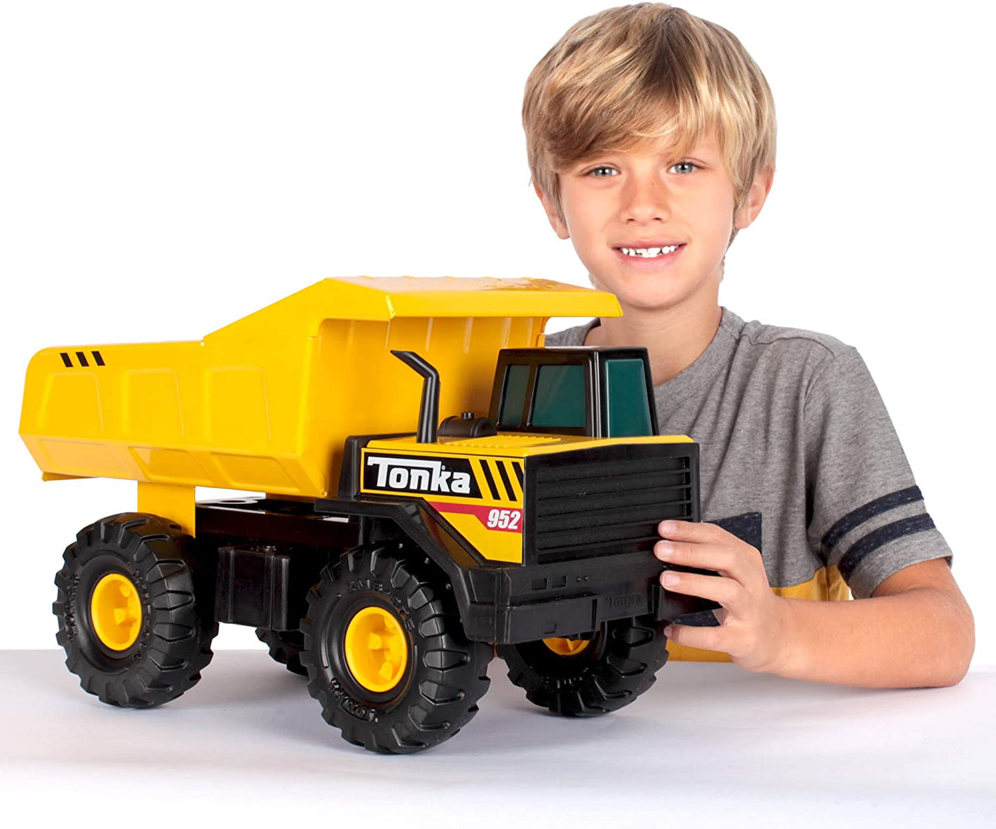 Tonka Mighty Dump Truck