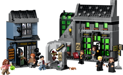 Knockturn Alley™ Wizarding Shops