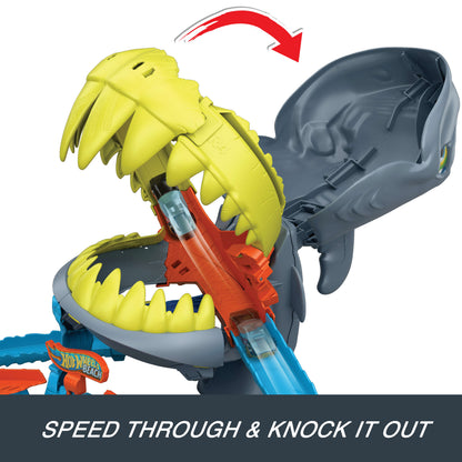 HW City Shark Chomp Beach Set