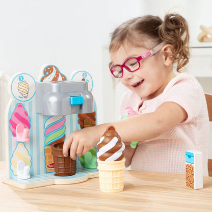 Swirl & Serve Ice Cream Play Set