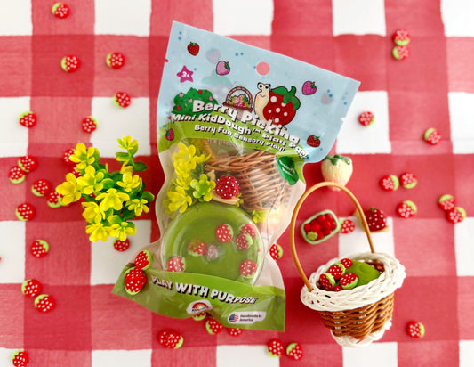 Berry Picking Mini Play Pack