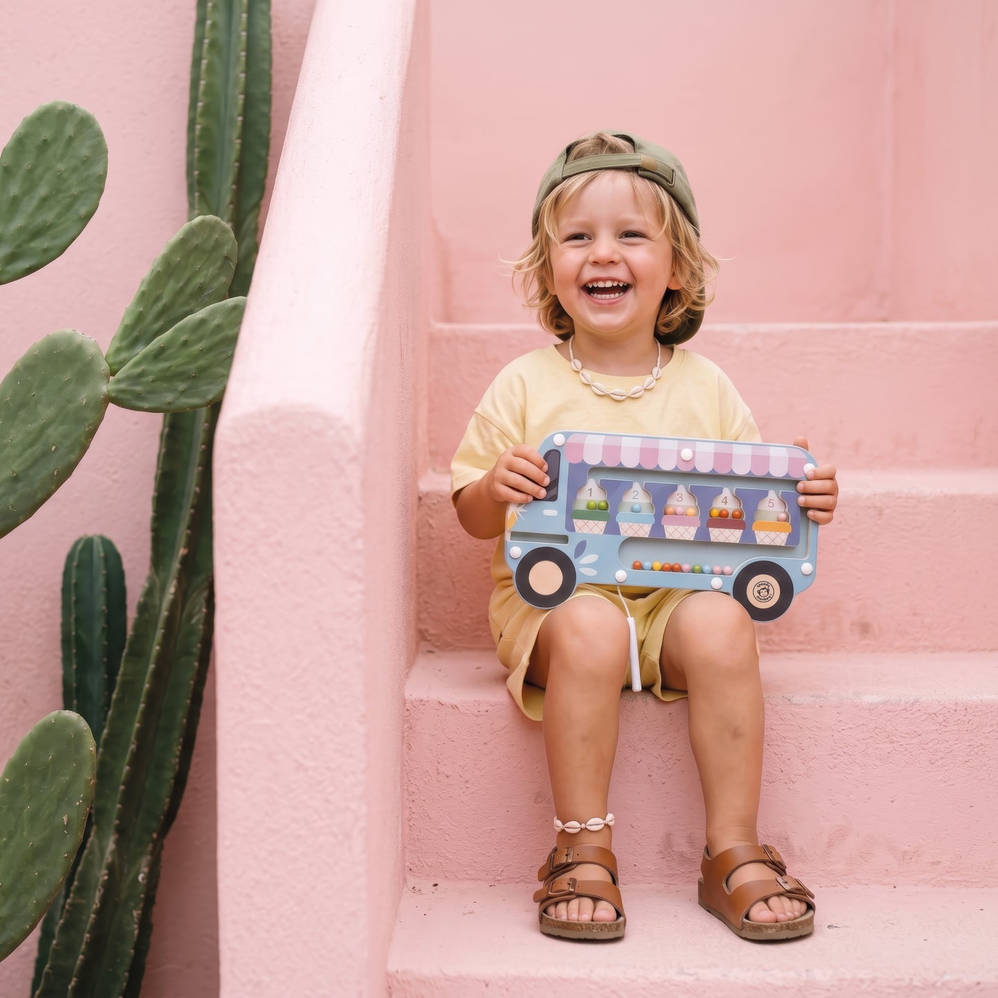 Ice cream Magnetic Maze