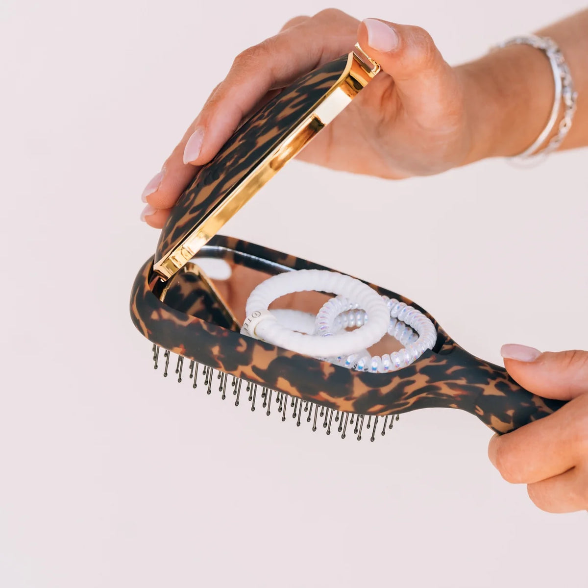 Tortoise Medium Detangler Hair Brush