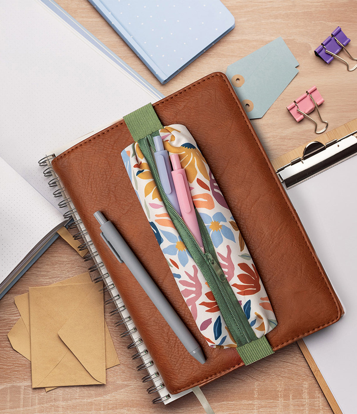 In the Loop Notebook Pen Pouch